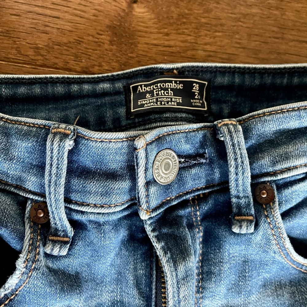 Abercrombie High Rise Ankle Flare Jeans